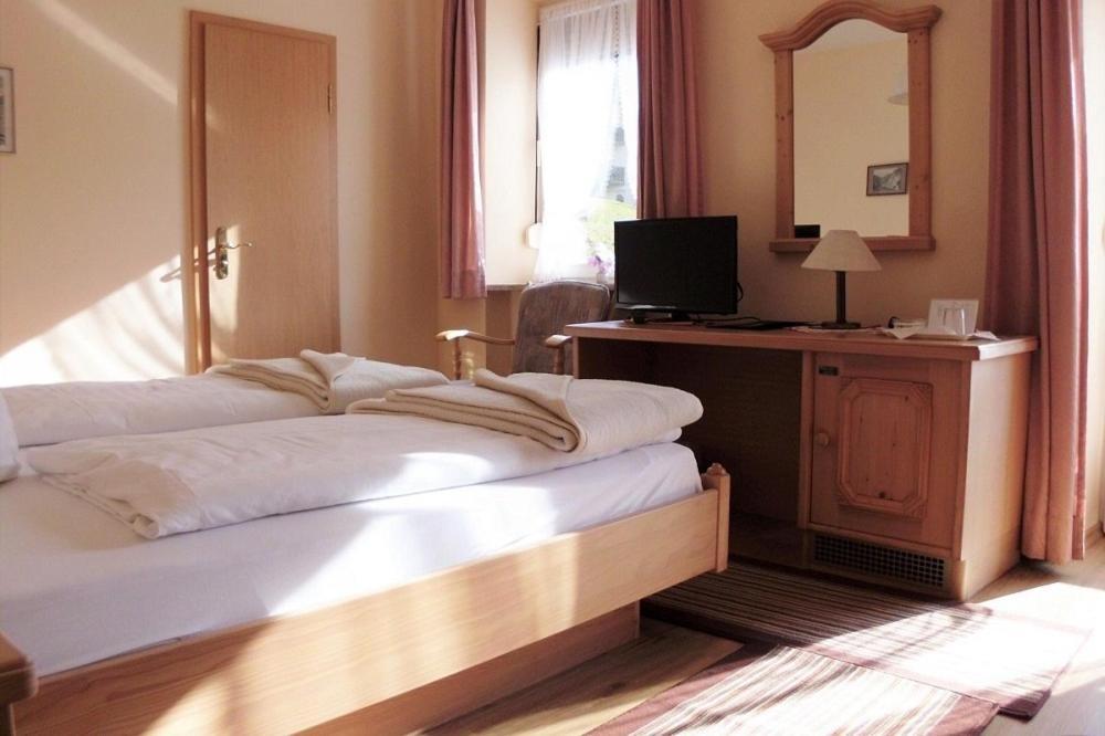 Double Room Mountain View